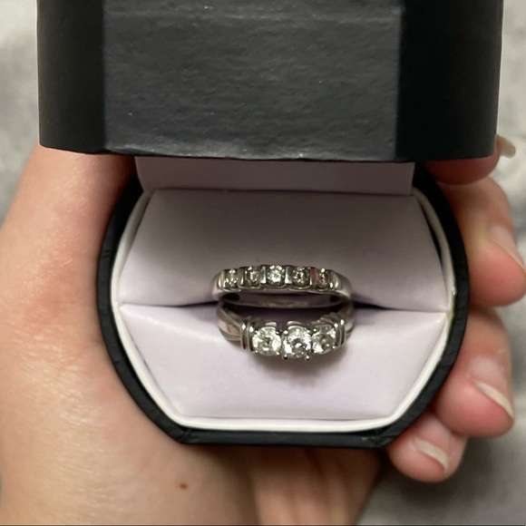 Wedding set 14/K/1 1/2 ctw - Picture 10 of 11